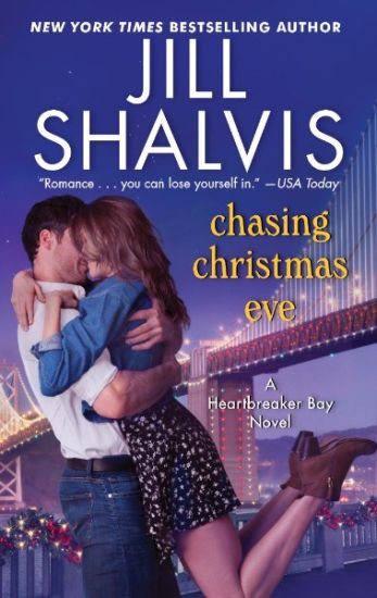 Chasing Christmas Eve: A Heartbreaker Bay Novel