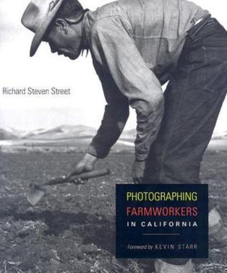 Photographing Farmworkers in California