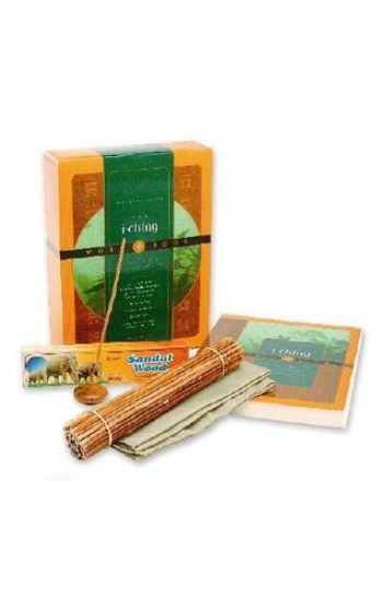 I Ching Workbook Gift Set (Book & 50 Yarrow Stalks)