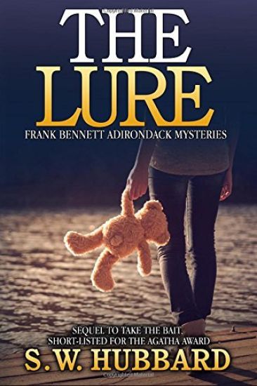 The Lure: A Small Town Mystery