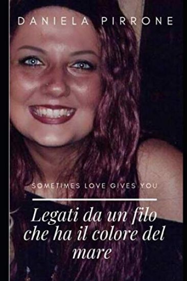 Legati Da Un Filo Che Ha Il Colore del Mare