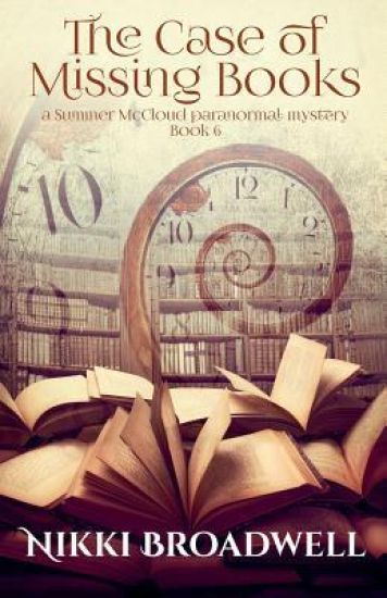 The Case of Missing Books: A Summer McCloud Paranormal Mystery