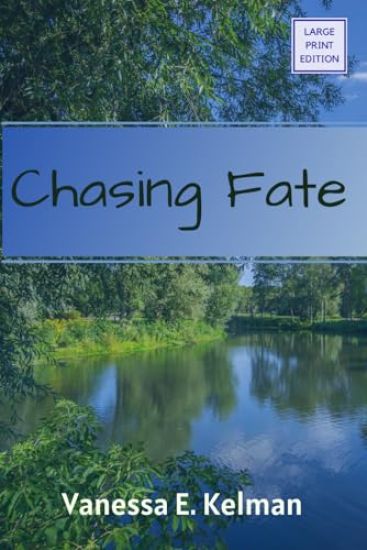 Chasing Fate (Large Print)