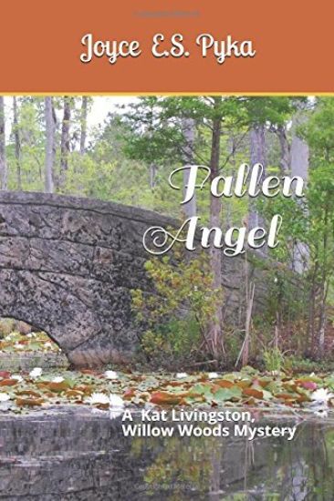 Fallen Angel: A Kat Livingston, Willow Woods Mystery