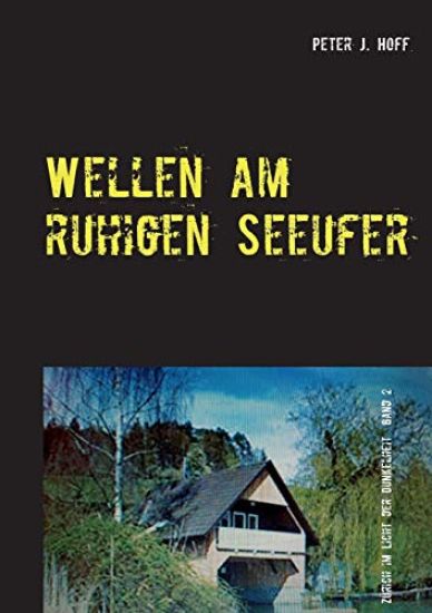 Wellen am ruhigen Seeufer
