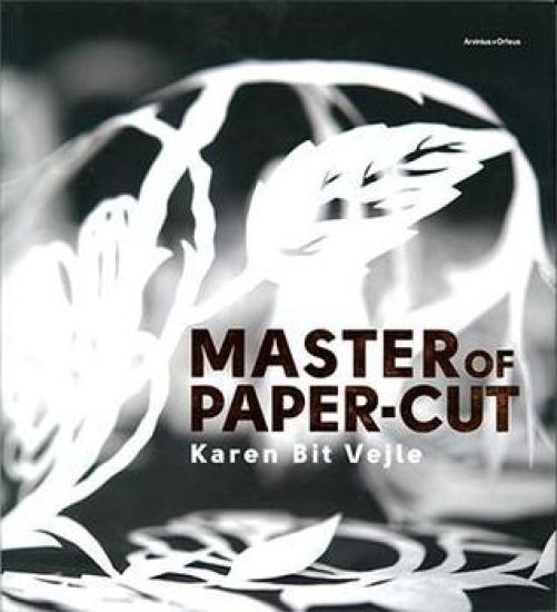 Master of paper-cut Karen Bit Vejle
