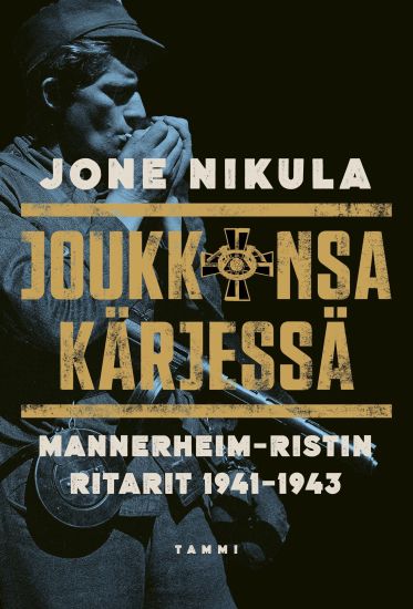 Kansikuva: Joukkonsa kärjessä