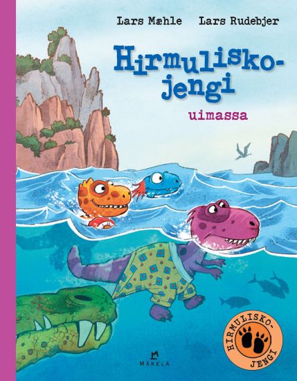 Hirmuliskojengi uimassa
