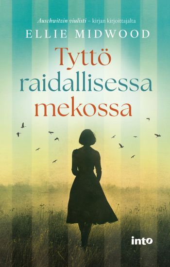 Tyttö raidallisessa mekossa