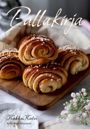 Kansikuva: Kakkukatrin pullakirja