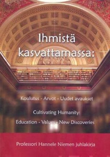 Kansikuva: Ihmistä kasvattamassa